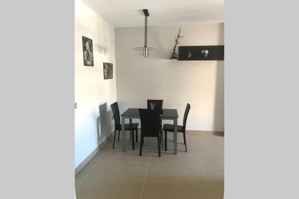 Romina Appartement Rota Buitenkant foto